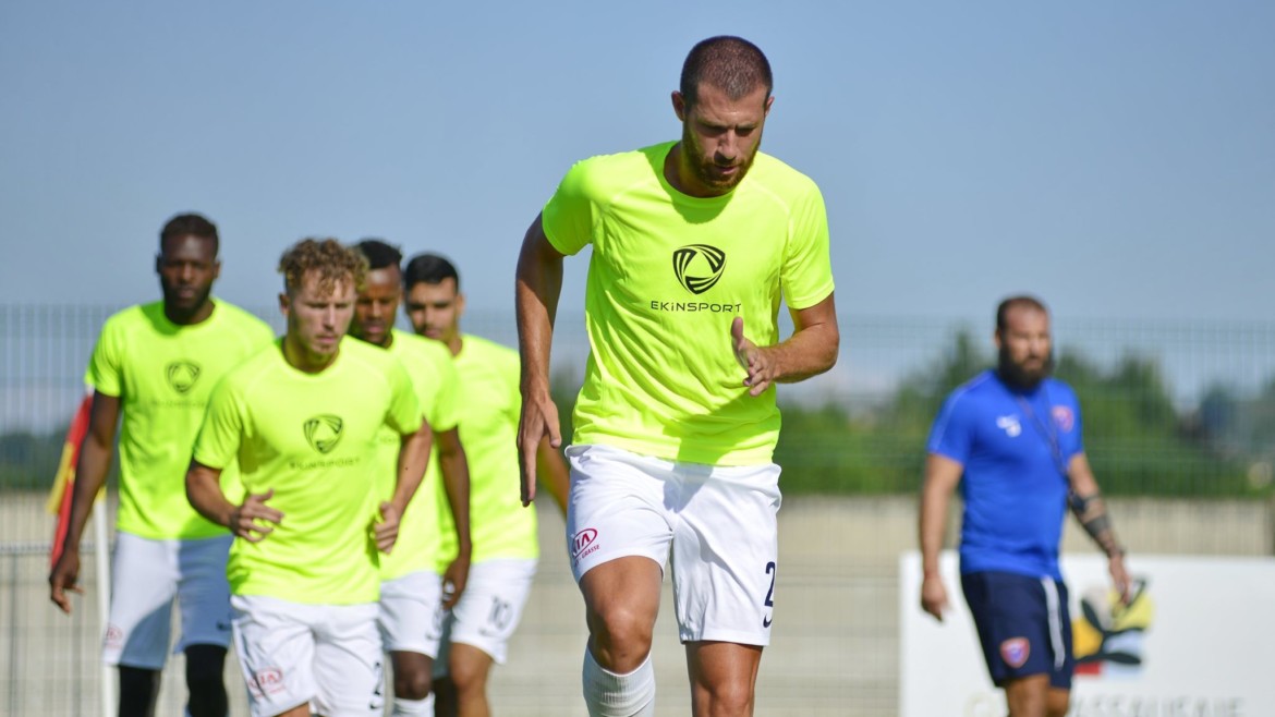 N2 : Romain Andrea évoque  l’invincibilité du Racing avant le déplacement à Marignane-Gignac