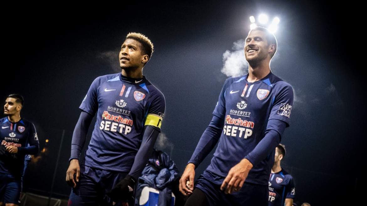 N2 : Le Racing s’offre Hyères et prolonge son invincibilité