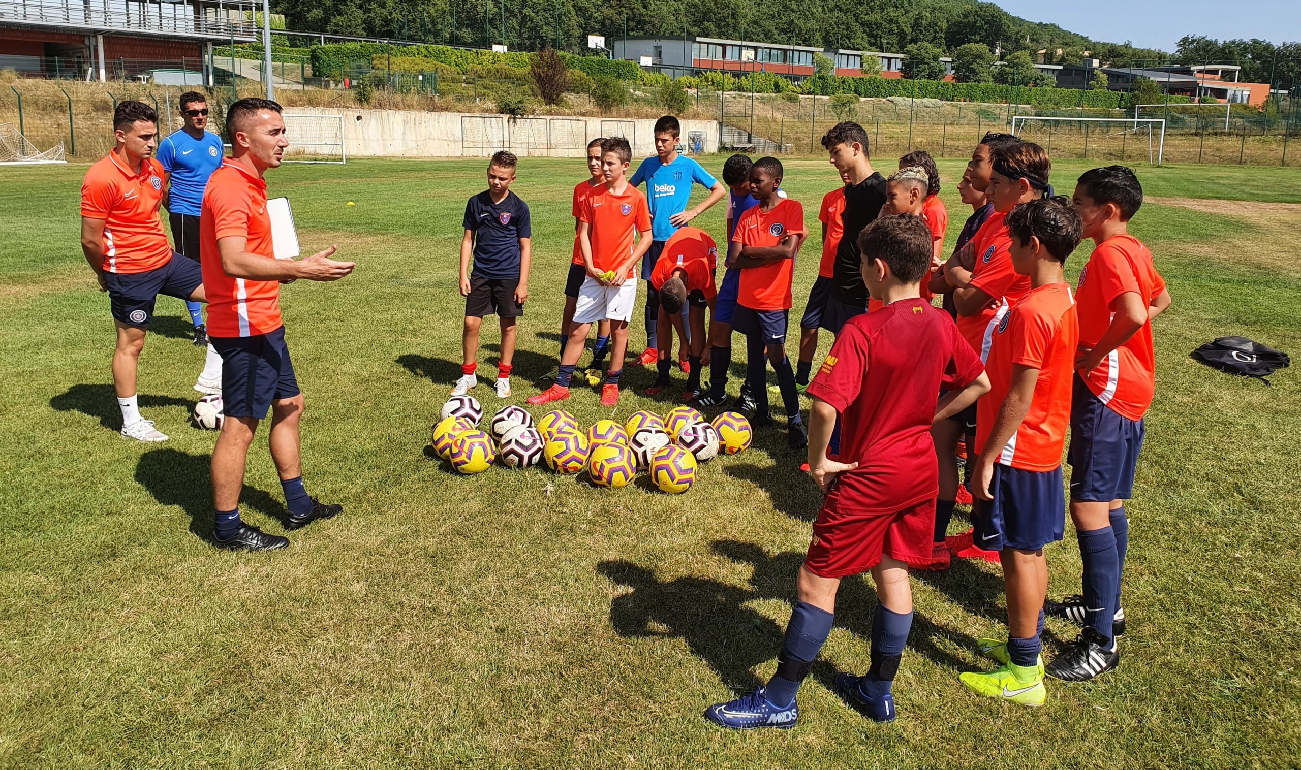 Les U14 R d’Adrien Enguent en stage de pré-saison à Saint-Vallier-de-Thiey