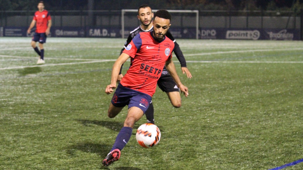 National 2 : Le RC Grasse domine Marignane-Gignac et conserve la tête