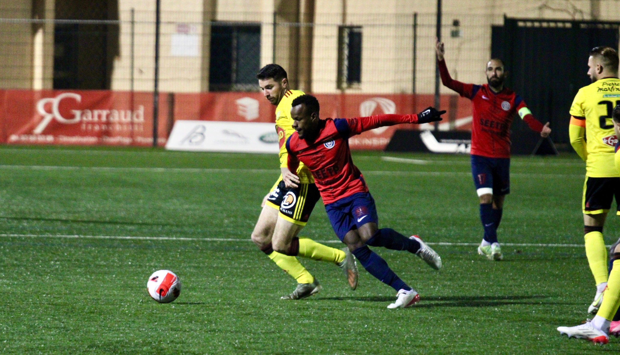 National 2 : Le RC Grasse et Louhans-Cuiseaux dos à dos