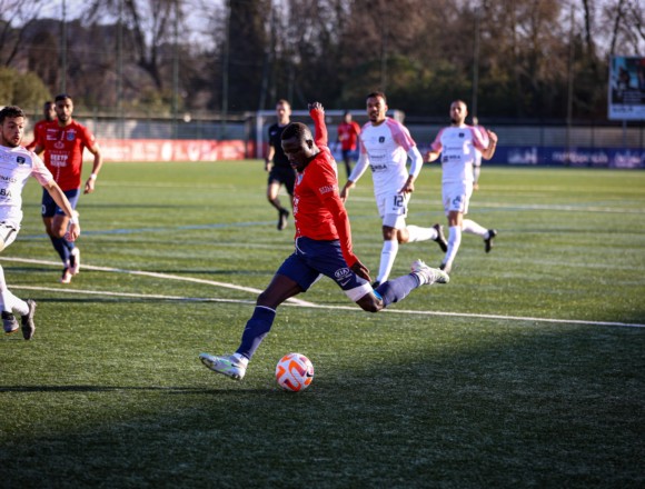 National 2 : Le RC Pays de Grasse et Thonon Evian dos à dos