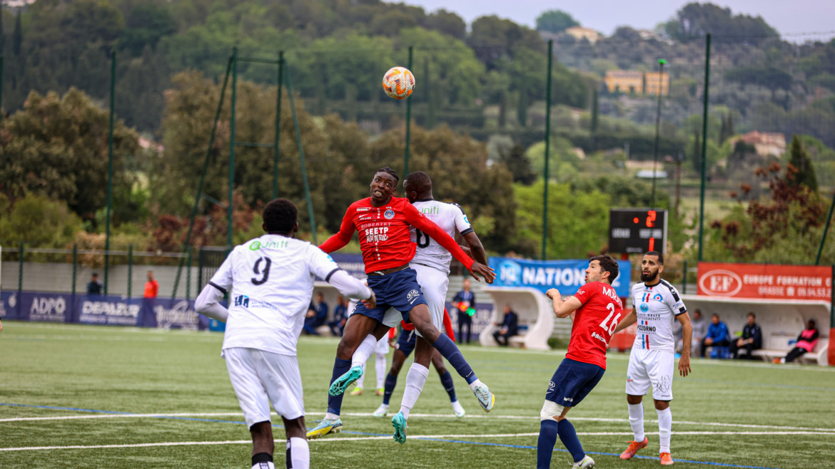 National 2 : Première défaite depuis quatre mois pour le RC Pays de Grasse