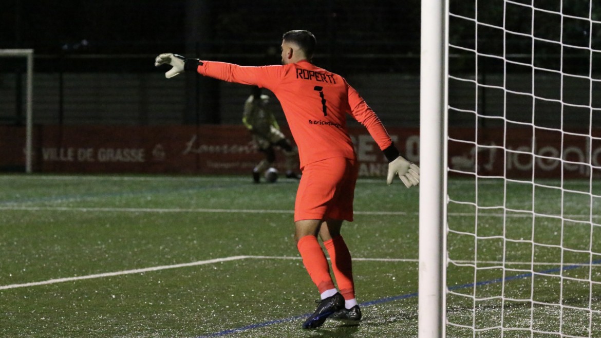 National 2 : Match nul entre le RC Pays de Grasse et le FC Chamalières