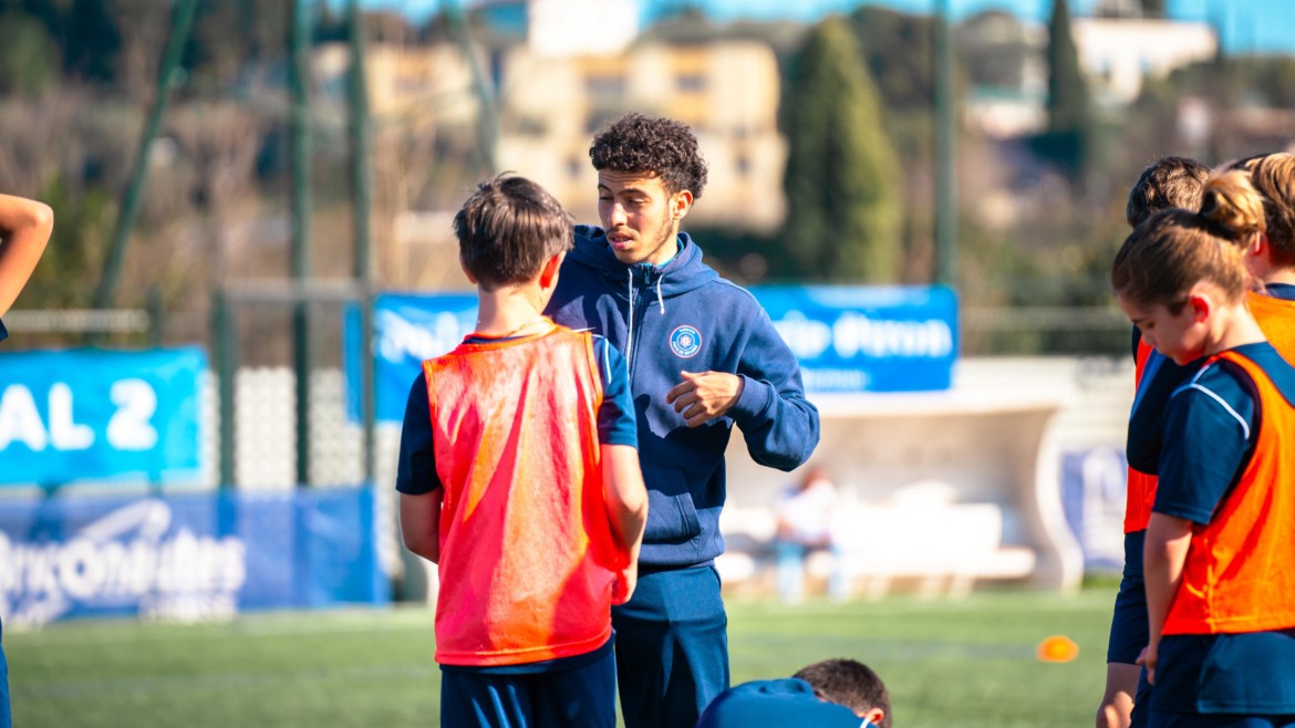 Foued Tebbouche, coach des U9 et U11-2 « Transmettre les valeurs du club et voir les enfants s’épanouir ! « 