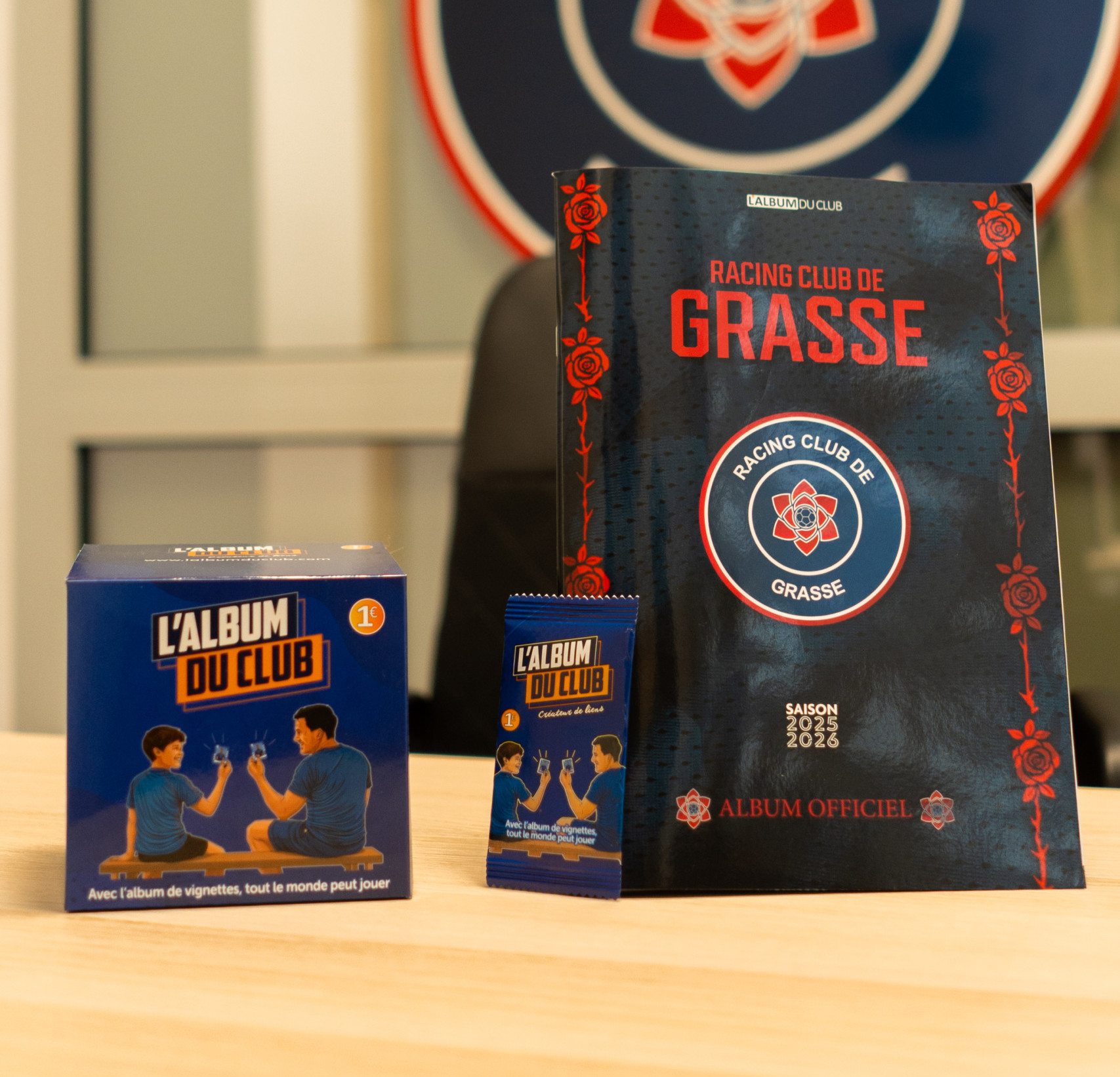 Concours : complétez l’album du club et remportez des lots